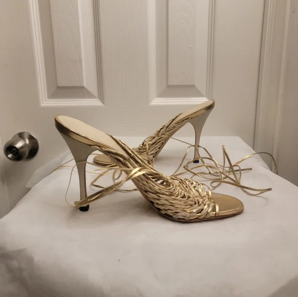 Gucci wrap ankle heel women shoe size 8